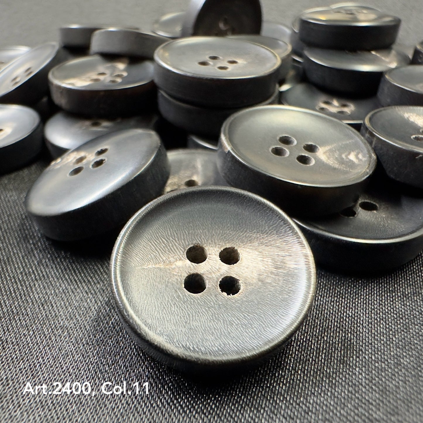 Art. 2400, Horn - Buttonology Inc.