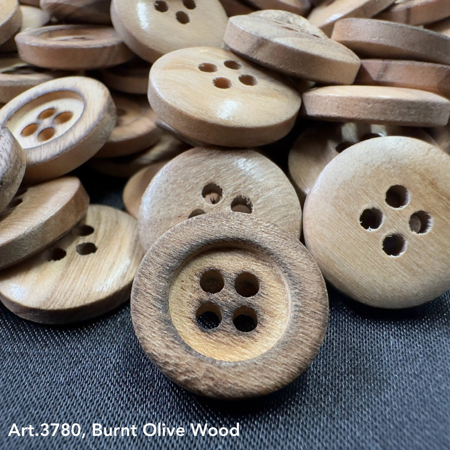 Art. 3780, Burnt Olivewood - Buttonology Inc.