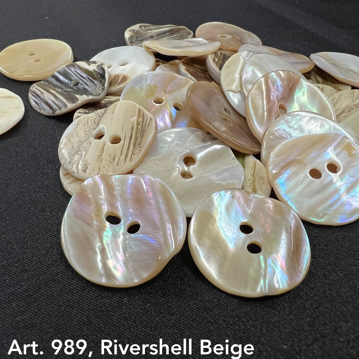 Art. 989, Beige Rivershell - Buttonology Inc.