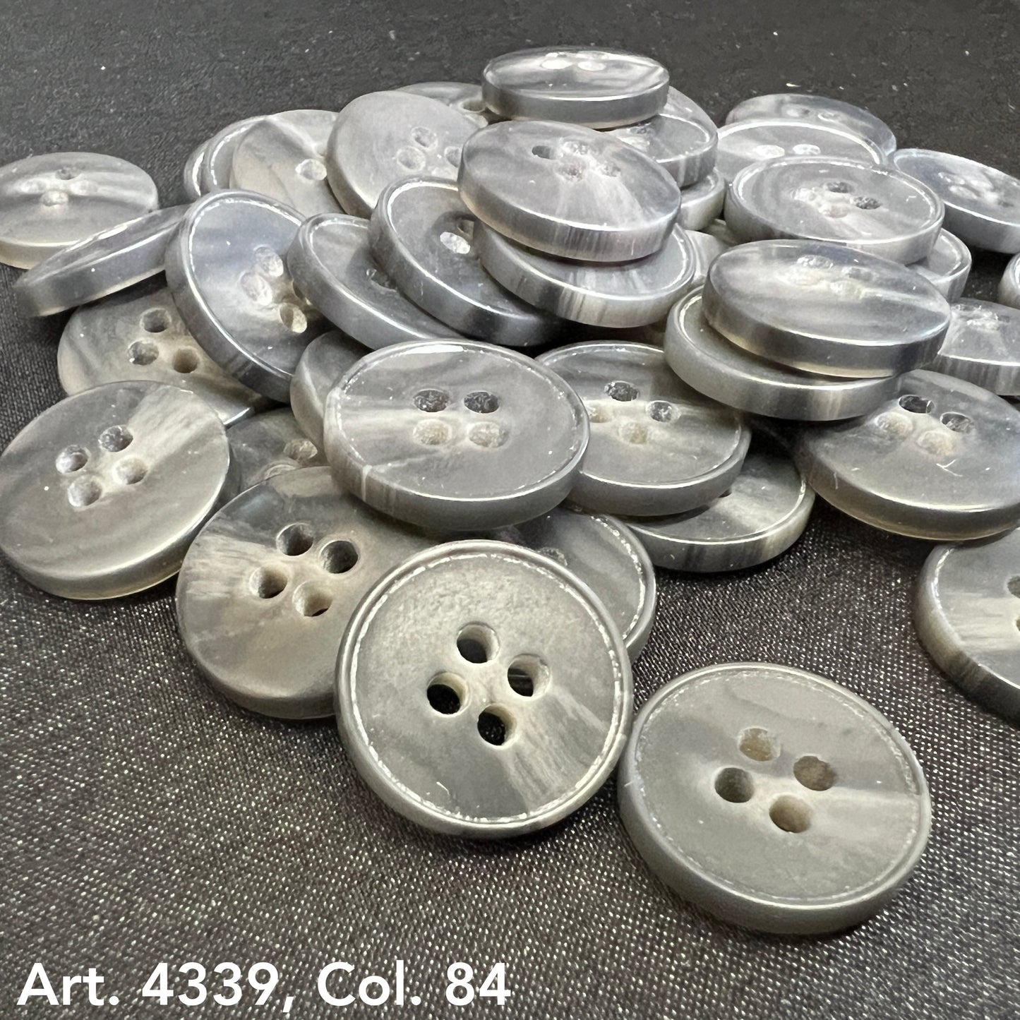 Art. 4339 - Buttonology Inc.