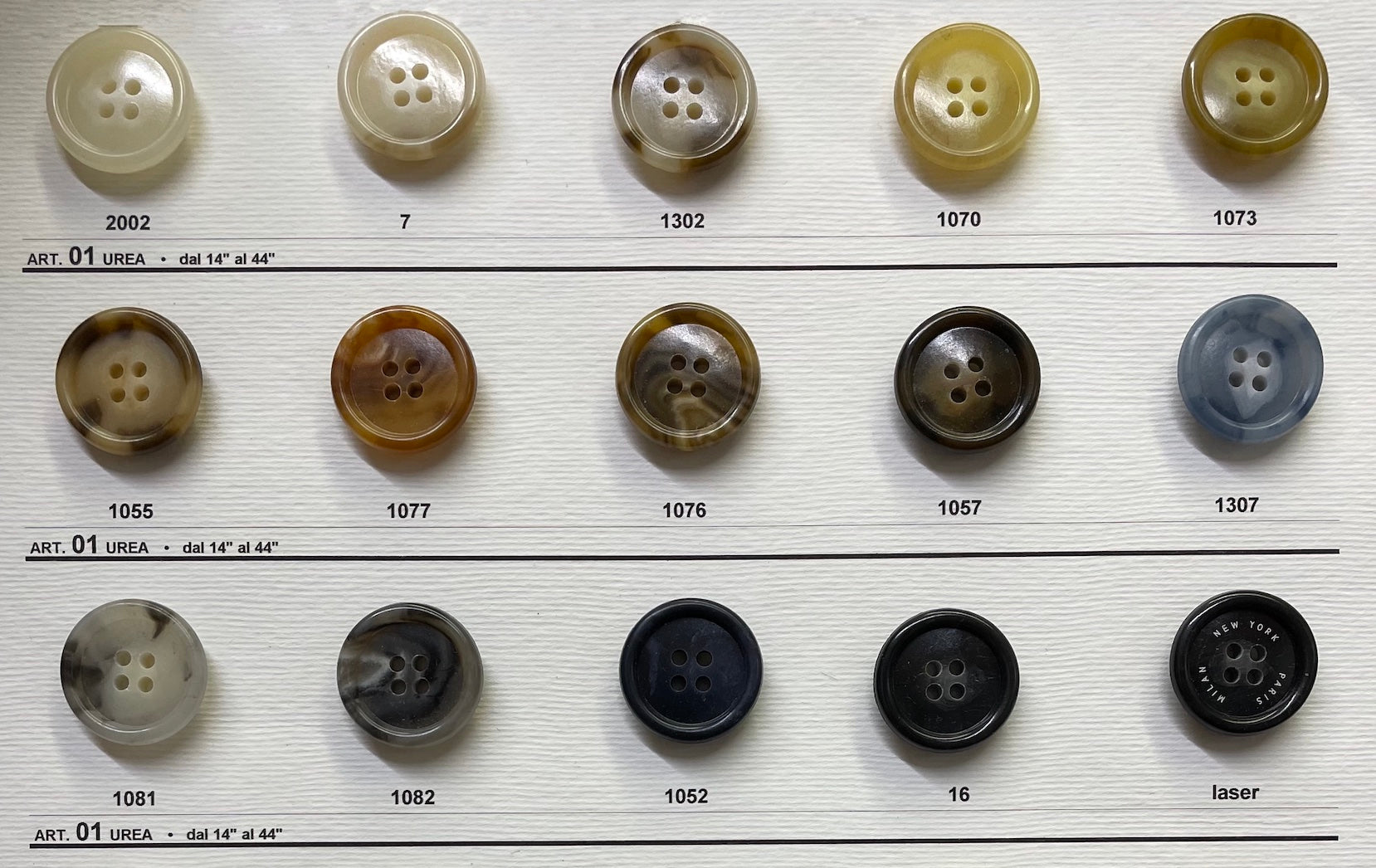 Card-Urea-Buttons-Button-Store-Near-Shirt-Sew