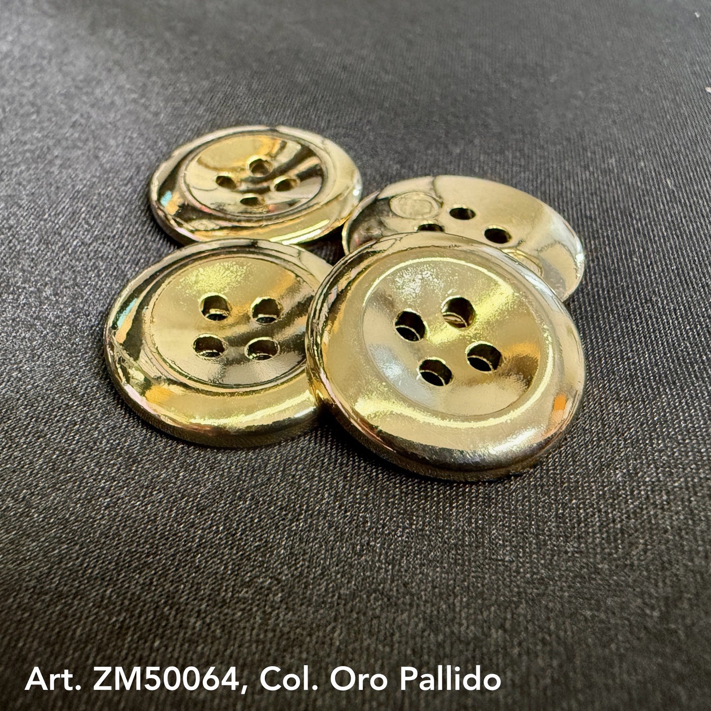 Gold-Shiny-Round-Buttons-Oro-Pallido-Sew