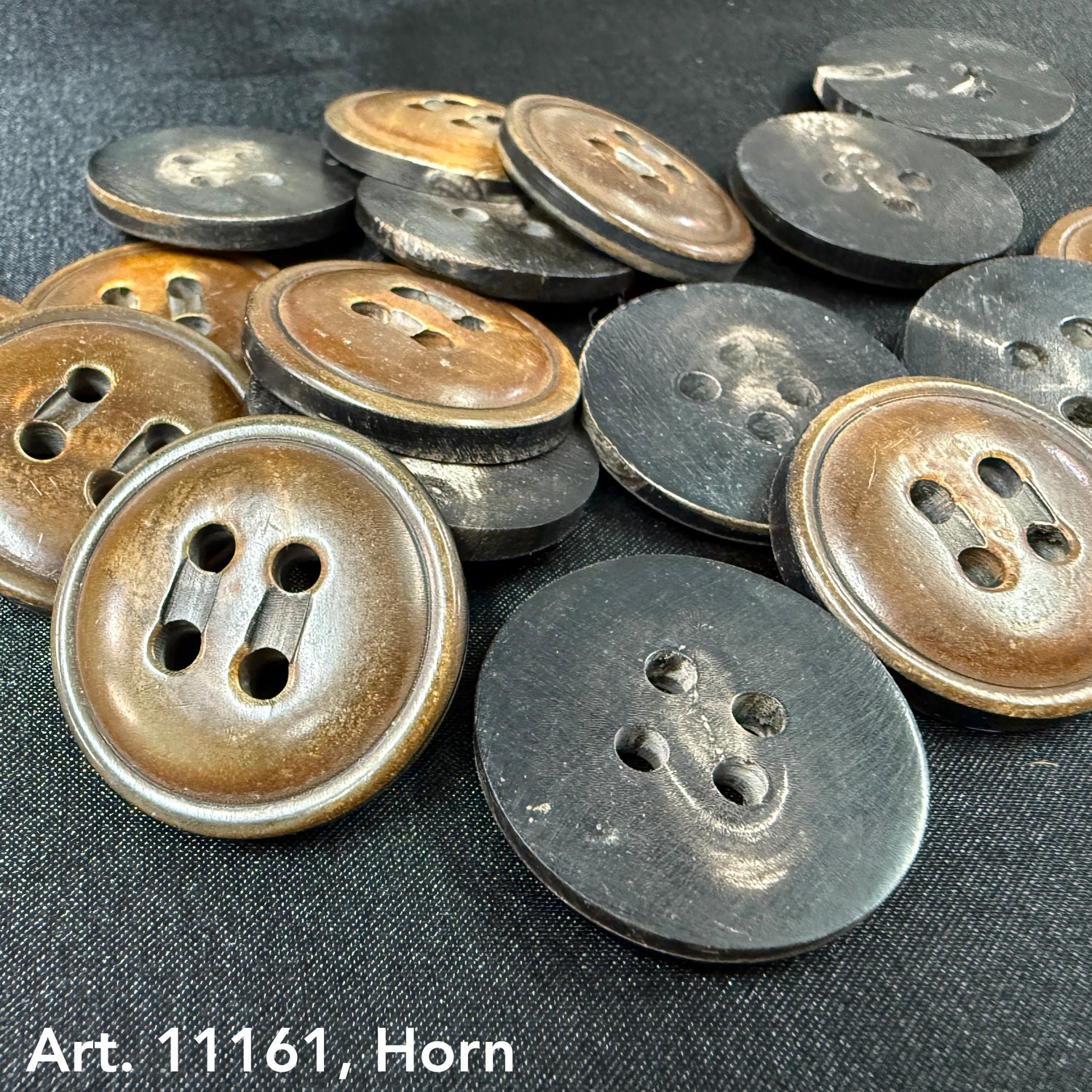 Wholesale-Horn-Buttons-For-Sale